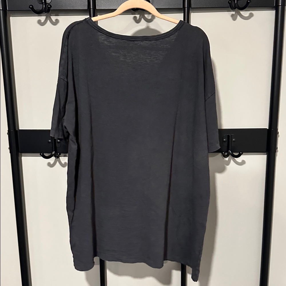 Aerie Charcoal V-Neck Tee - Picture 5 of 5